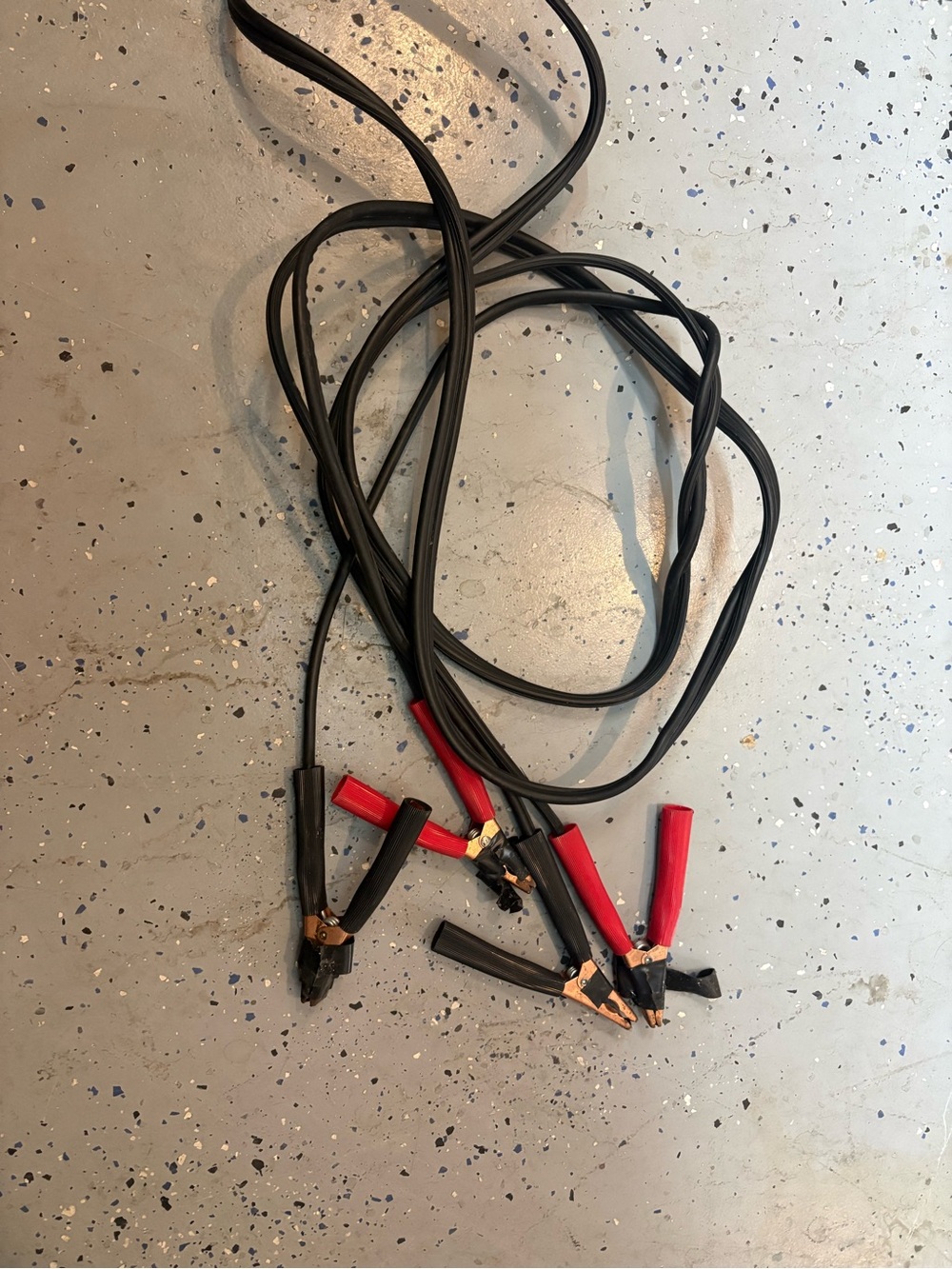Heavy-Duty Black and Red Battery Clamp Cable Set
